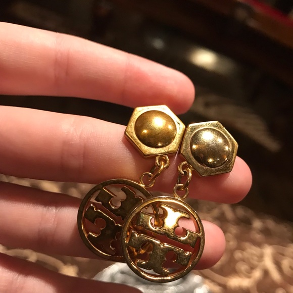 Tory Burch gold dangle earrings with emblem - Picture 3 of 3